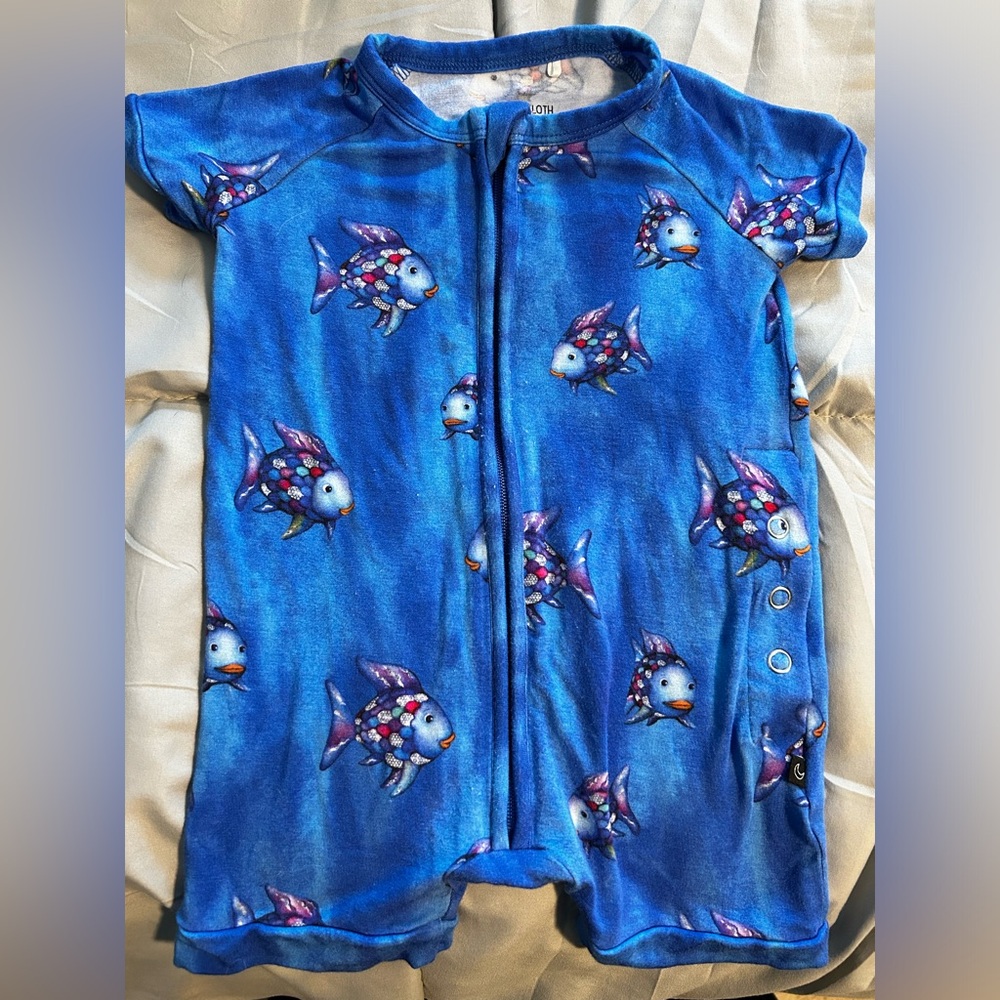 The Sleepy Sloth bamboo shorty 3/6 months